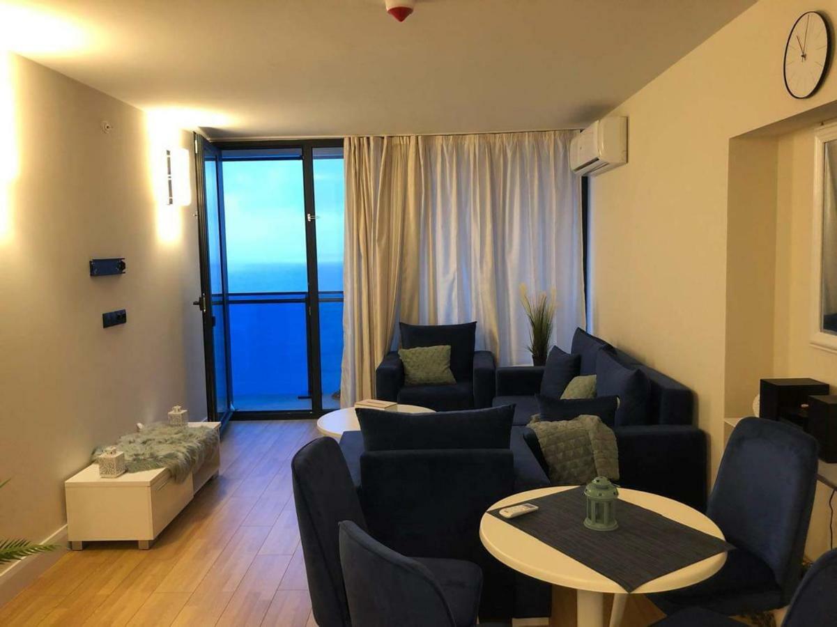 Twins Tower Orbi City Μπατούμι Εξωτερικό φωτογραφία