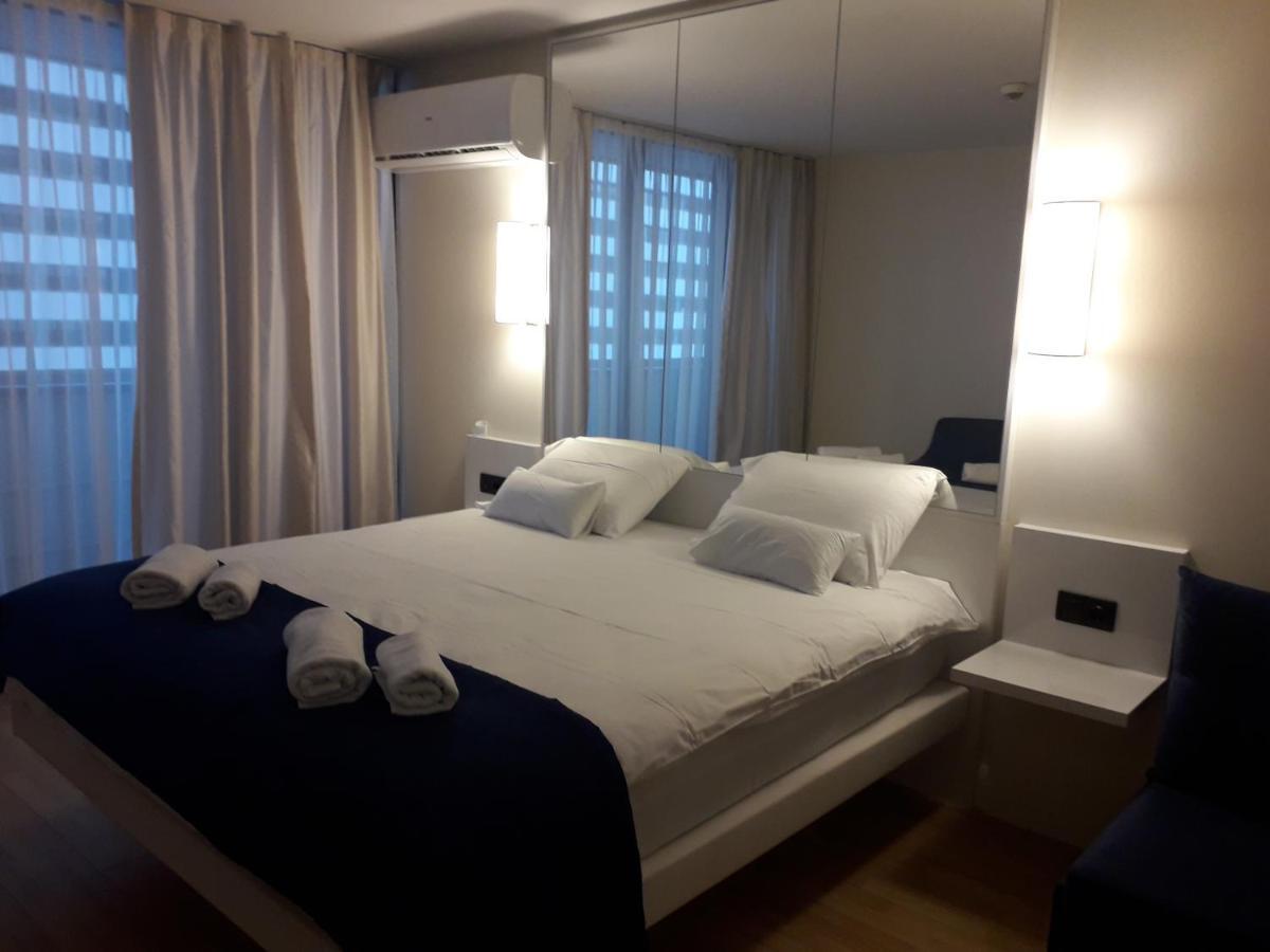 Twins Tower Orbi City Μπατούμι Εξωτερικό φωτογραφία